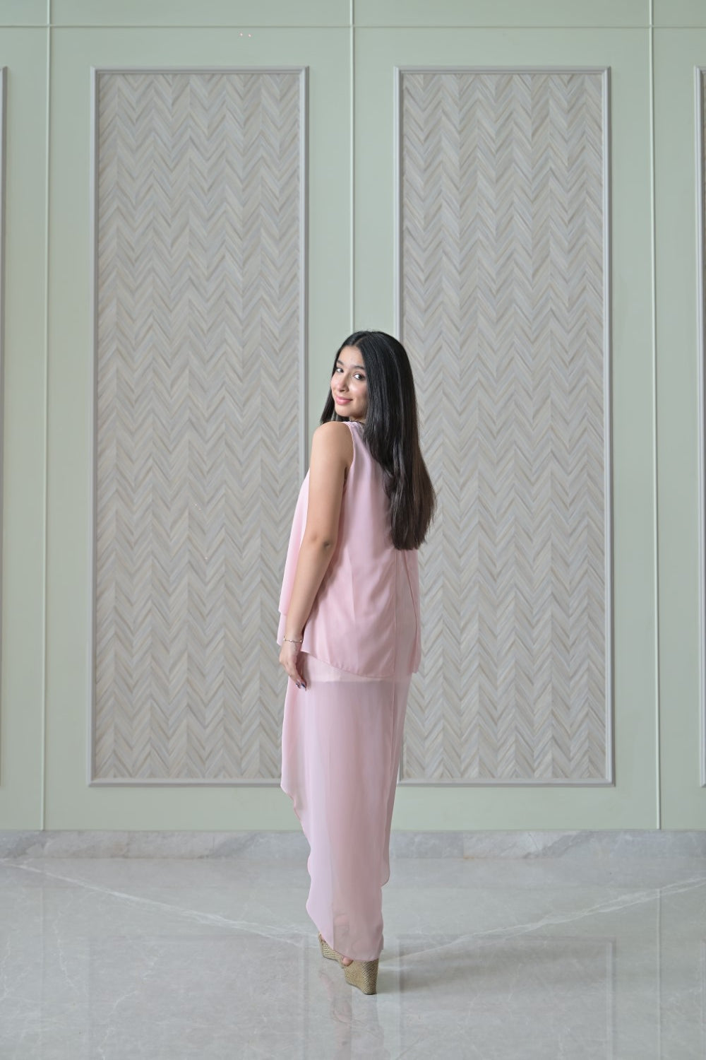Baby Pink Over Lap Top