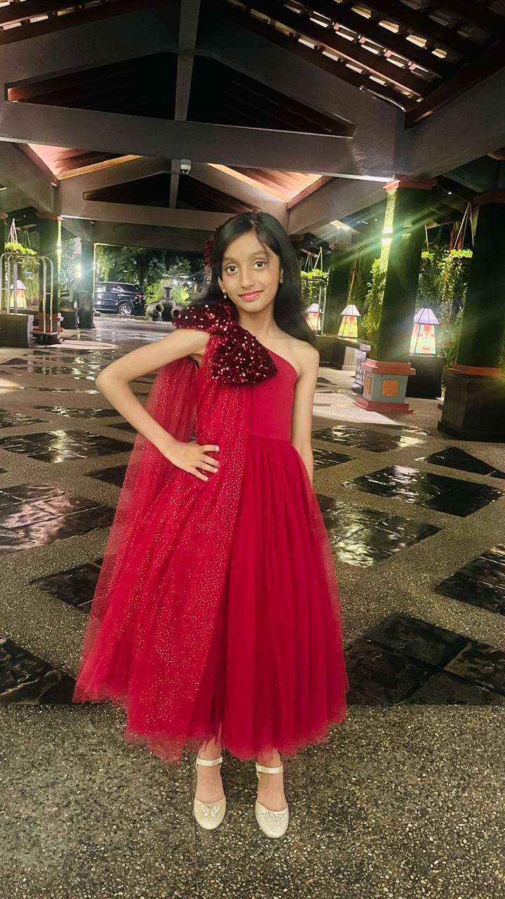 Maroon One Shoulder Glitter Drape Dress