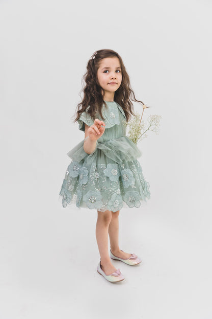 English Green Shoulder Cape Flower Dress